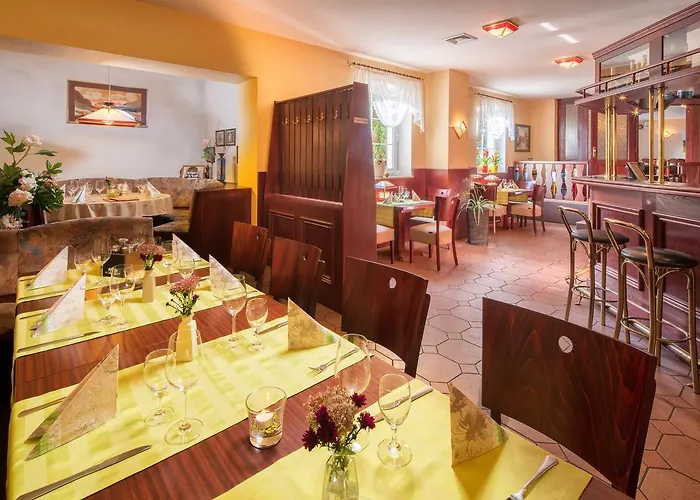 Am Schlossbrunnen 3*